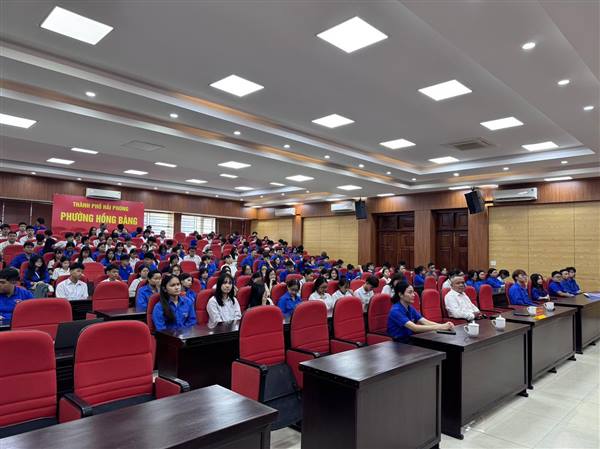 NÂNG CAO BẢN LĨNH CHÍNH TRỊ, BỒI DƯỠNG NGHIỆP VỤ CHO CÁN BỘ ĐOÀN CƠ SỞ NĂM 2026