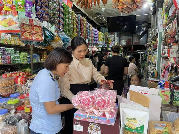 PHƯỜNG HỒNG BÀNG TĂNG CƯỜNG KIỂM TRA AN TOÀN THỰC PHẨM DỊP TẾT TRUNG THU NĂM 2026