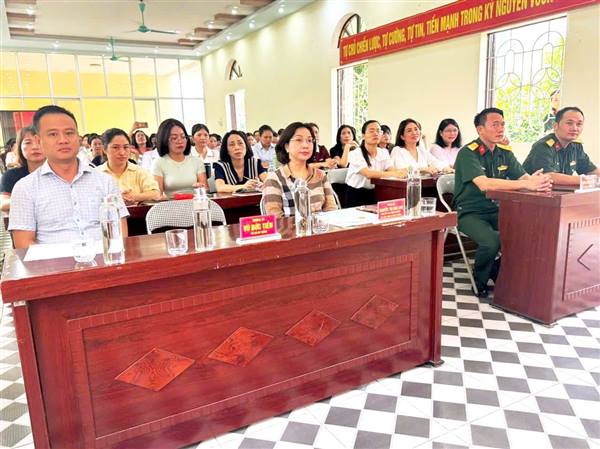 PHƯỜNG HỒNG BÀNG, THÀNH PHỐ HẢI PHÒNG BỒI DƯỠNG KIẾN THỨC QUỐC PHÒNG VÀ AN NINH CHO ĐỐI TƯỢNG 4