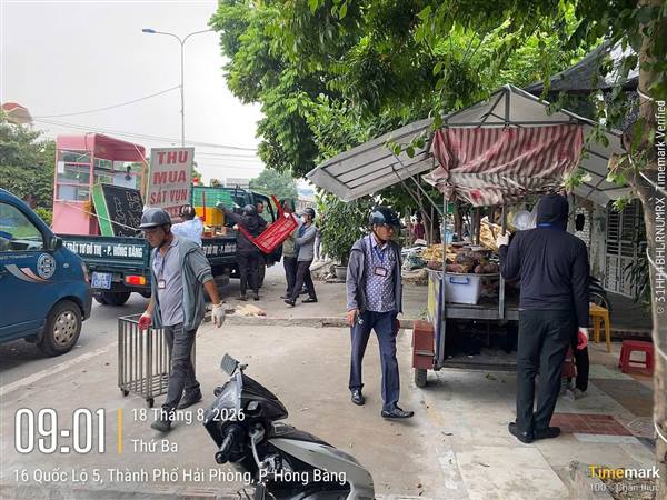 Phường Hồng Bàng quyết liệt thực hiện Chỉ thị số 17, xử lý tình trạng tái lấn chiếm, họp chợ không đúng quy định