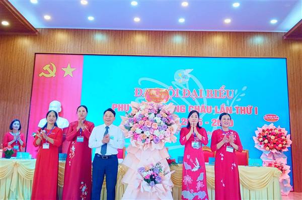 PHỤ NỮ HỒNG CHÂU TỔ CHỨC THÀNH CÔNG ĐẠI HỘI ĐẠI BIỂU PHỤ NỮ XÃ LẦN THỨ I, NHIỆM KỲ 2025 - 2030