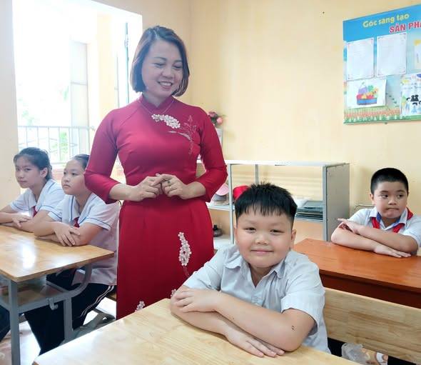 Hồng Châu: Thầy và trò sẵn sàng bước vào năm học mới 2026 - 2027