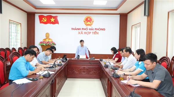 THƯỜNG TRỰC ĐẢNG ỦY XÃ HỢP TIẾN TỔ CHỨC HỘI NGHỊ GIAO BAN VỚI CÁC CƠ QUAN THAM MƯU GIÚP VIỆC, MTTQ VÀ CÁC ĐOÀN THỂ