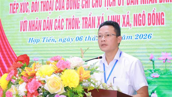 Chủ tịch UBND xã Hợp Tiến đối thoại, lắng nghe kiến nghị của nhân dân 