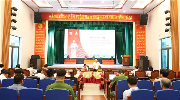Đảng ủy xã Hợp Tiến họp nghe báo cáo tiến độ rà soát, thống kê, hỗ trợ người dân khám sức khỏe định kỳ, khám sàng lọc miễn phí 