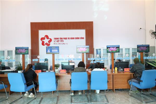 Xã Hợp Tiến nỗ lực phục vụ nhân dân giải quyết thủ tục hành chính trước Tết Nguyên đán Bính Ngọ 2026