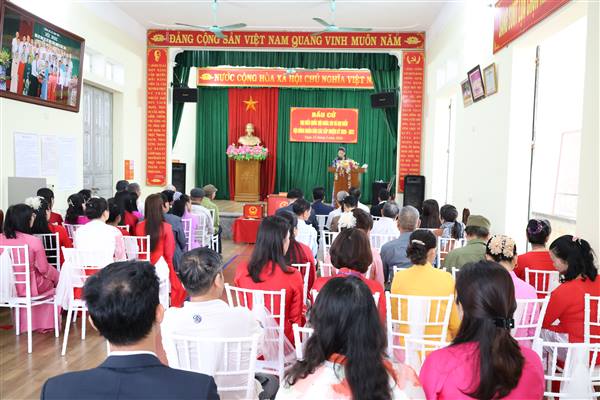 Hơn 13.000 cử tri xã Hợp Tiến bầu chọn đại biểu Quốc hội và HĐND các cấp