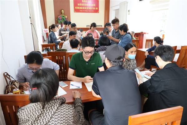 Thuế cơ sở  14 – TP Hải Phòng hỗ trợ hộ, cá nhân kinh doanh đăng ký, kê khai thuế

