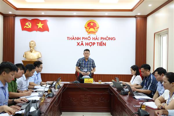 UBND xã Hợp Tiến họp đánh giá kết quả thực hiện nhiệm vụ tháng 5 và triển khai nhiệm vụ trọng tâm tháng 6 năm 2026.