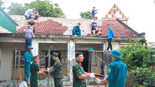 Hợp Tiến hỗ trợ sửa chữa nhà ở cho con đẻ người hoạt động kháng chiến bị nhiễm chất độc hóa học 