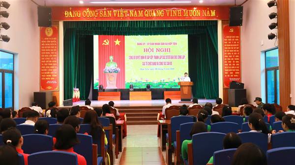 Hợp Tiến công bố các quyết định về sắp xếp, thành lập các cơ sở giáo dục công lập