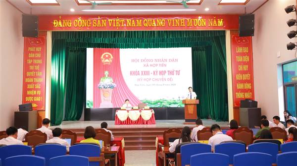 HĐND xã Hợp Tiến tổ chức Kỳ họp thứ Tư – Kỳ họp chuyên đề 