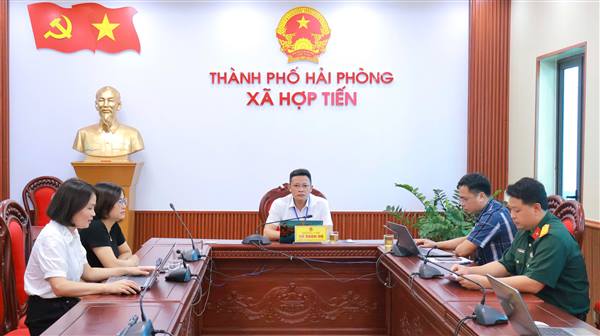 Hợp Tiến tham dự hội nghị triển khai Nghị quyết của Quốc hội về thí điểm thực hiện chế định luật sư công