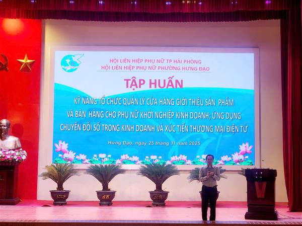 HỘI LHPN PHƯỜNG HƯNG ĐẠO TỔ CHỨC TUYÊN TRUYỀN VỀ CHUYỂN ĐỔI SỐ, HỖ TRỢ PHỤ NỮ KHỞI SỰ KINH DOANH PHÁT TRIỂN KINH TẾ TƯ NHÂN; CHÍNH SÁCH BHXH, BHYT.