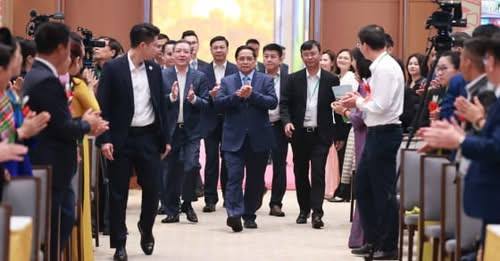 HỘI NGHỊ TRỰC TUYẾN “THỦ TƯỚNG CHÍNH PHỦ ĐỐI THOẠI VỚI NÔNG DÂN VIỆT NAM”