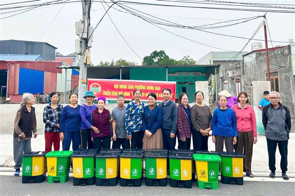 HỘI NÔNG DÂN PHƯỜNG HƯNG ĐẠO NHÂN RỘNG MÔ HÌNH ‘’NHÀ KIỂU MẪU, PHỐ VĂN MINH’’ TẠI TDP PHÚC HẢI 2 