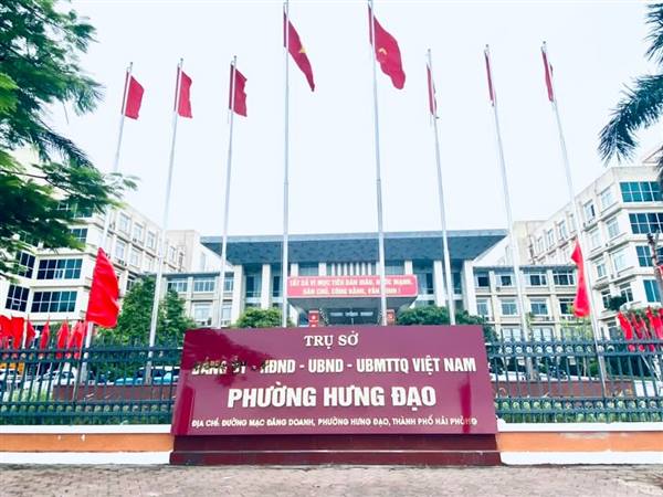Thông báo công khai địa chỉ Cổng thông tin điện tử, trụ sở làm việc, số điện thoại đường dây nóng của Đảng ủy, HĐND, UBND, UBMTTQ và một số cơ quan phường Hưng Đạo