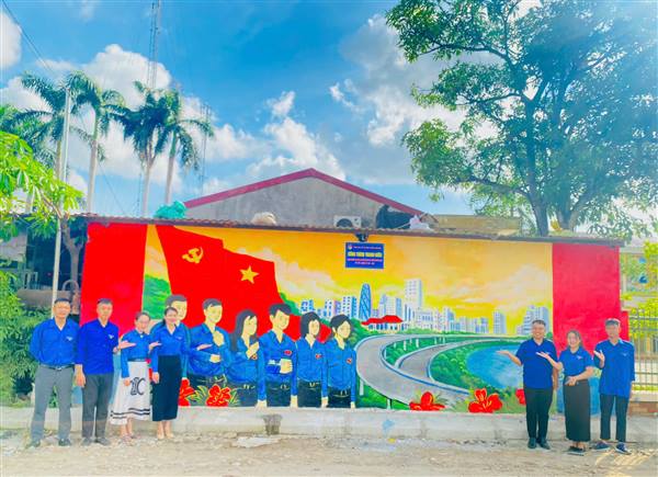 ĐOÀN PHƯỜNG HƯNG ĐẠO RA MẮT CÔNG TRÌNH THANH NIÊN CHÀO MỪNG ĐẠI HỘI ĐẠI BIỂU ĐẢNG BỘ PHƯỜNG HƯNG ĐẠO LẦN THỨ I, NHIỆM KỲ 2025 - 2030