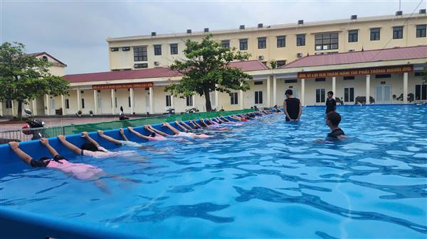 VAI TRÒ CỦA VIỆC DẠY LIÊN KẾT BƠI

TẠI CÁC TRƯỜNG TIỂU HỌC TRÊN ĐỊA BÀN PHƯỜNG HƯNG ĐẠO - HẢI PHÒNG