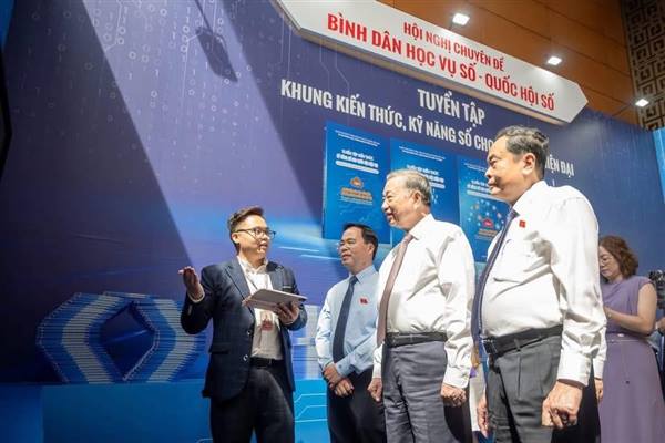 TỔNG BÍ THƯ TÔ LÂM: ''BÌNH DÂN HỌC VỤ SỐ'' PHẢI TRỞ THÀNH PHONG TRÀO CÁCH MẠNG, TOÀN DÂN, TOÀN DIỆN, BAO TRÙM, SÂU RỘNG