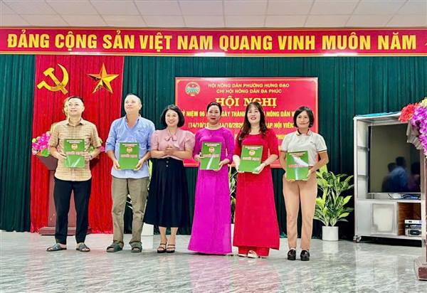 HỘI NÔNG DÂN PHƯỜNG HƯNG ĐẠO CHỈ ĐẠO CÁC CHI HỘI TỔ CHỨC KỶ NIỆM 96 NĂM NGÀY THÀNH LẬP HỘI NÔNG DÂN VIỆT NAM