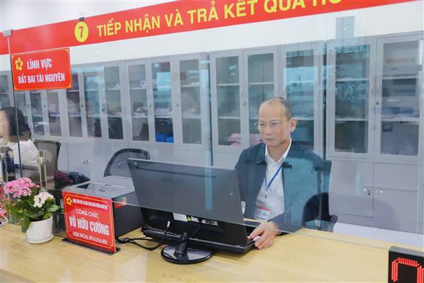 Trung tâm Phục vụ hành chính công phường Hưng Đạo: Hành chính kỷ cương, hiện đại và vì Nhân dân phục vụ