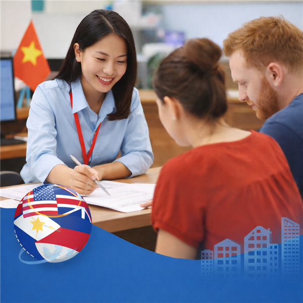 Trung tâm Phục vụ hành chính công phường Hưng Đạo nhận thư cảm ơn của công dân nước ngoài sau khi hỗ trợ thực hiện thủ tục đăng ký khai sinh cho trẻ em