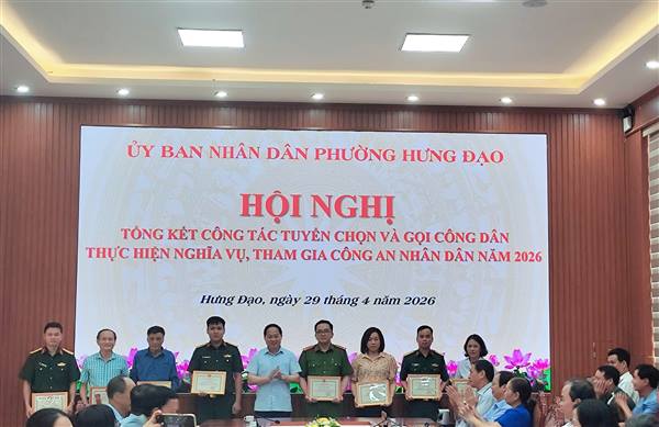 PHƯỜNG HƯNG ĐẠO TỔ CHỨC TỔNG KẾT CÔNG TÁC TUYỂN CHỌN VÀ GỌI CÔNG DÂN THỰC HIỆN NGHĨA VỤ QUÂN SỰ, CÔNG AN NHÂN DÂN NĂM 2026