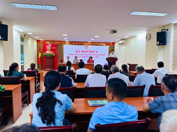 Ủy ban MTTQ Việt Nam phường tổ chức Kỳ họp thứ Tư, nhiệm kỳ 2025-2030 để thực hiện một số nội dung theo quy định.