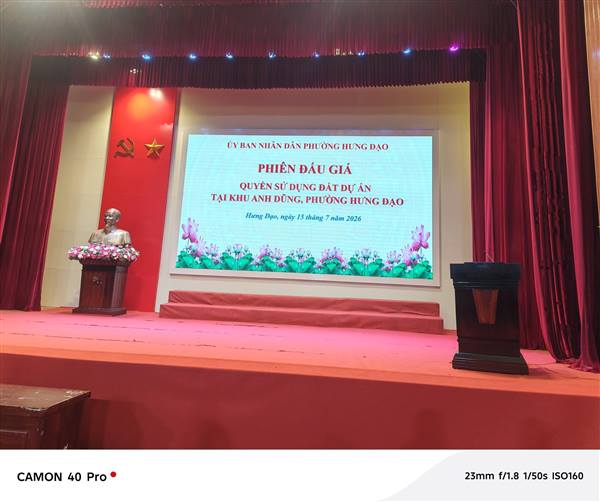 PHƯỜNG HƯNG ĐẠO TỔ CHỨC ĐẤU GIÁ QUYỀN SỬ DỤNG ĐẤT DỰ ÁN TẠI KHU ANH DŨNG