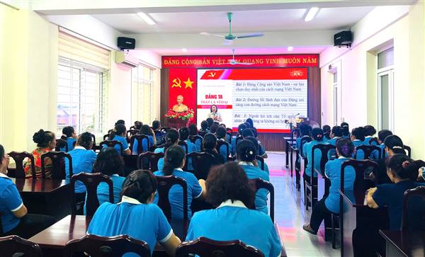 HỘI LHPN PHƯỜNG HƯNG ĐẠO: PHỐI HỢP TỔ CHỨC LỚP BỒI DƯỠNG LÝ LUẬN CHUYÊN ĐỀ "ĐẢNG TA THẬT LÀ VĨ ĐẠI"
——

