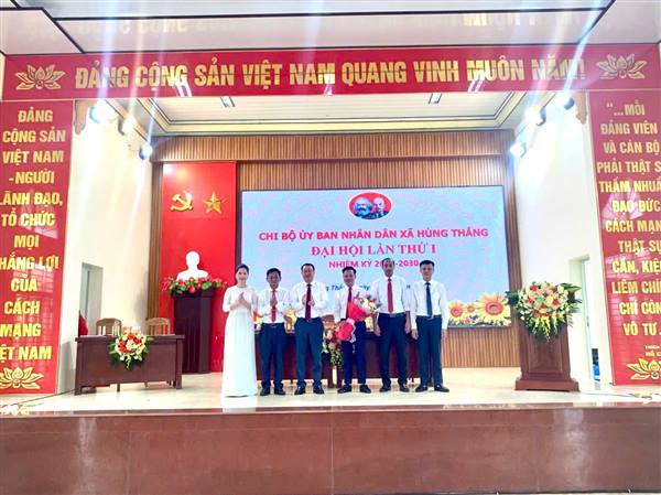 Chi bộ cơ quan UBND xã Hùng Thắng tổ chức Đại hội lần thứ I, nhiệm kỳ 2025 - 2030