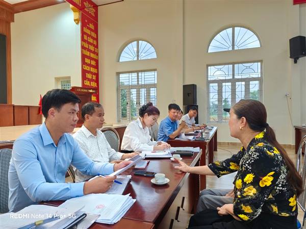 Xã Hùng Thắng tổ chức họp Hội đồng xác định mức độ khuyết tật cho các đối tượng trên địa bàn