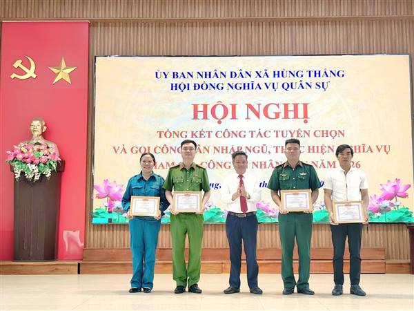 Hùng Thắng tổng kết công tác tuyển quân năm 2026, hoàn thành 100% chỉ tiêu