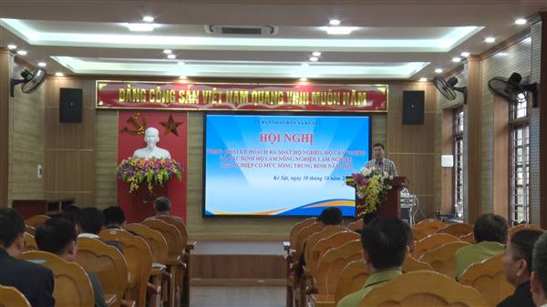 UBND xã tổ chức Hội nghị triển khai Kế hoạch rà soát hộ nghèo, hộ cận nghèo và xác định hộ làm nông nghiệp có mức sống trung bình năm 2025 trên địa bàn xã