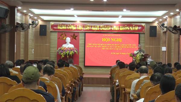 Hội nghị triển khai KH tổng rà soát, làm sạch dữ liệu đăng ký phương tiện, Giấy phép lái xe và số hóa hồ sơ đăng ký xe trên địa bàn xã
