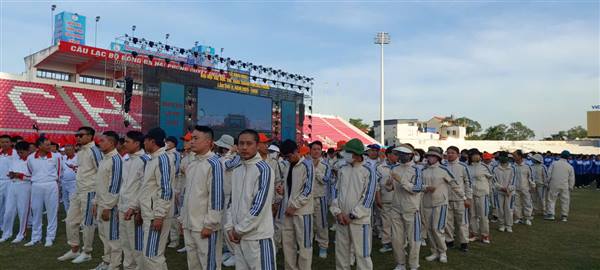 Khối diễu hành các xã Kẻ Sặt, Bình Giang, Đường An, Thường Hồng tại Lễ Tổng duyệt Đại hội TDTT thành phố Hải Phòng lần thứ X năm 2025