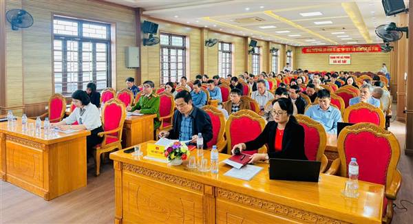 Hội nghị triển khai công tác tháng 12 và giao ban Bí thư các Chi, đảng bộ trực thuộc Đảng ủy.