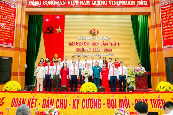 Vieo clip Đại hội đại biểu Đảng bộ xã Kẻ Sặt, lần thứ nhất, nhiệm kỳ 2025-2030