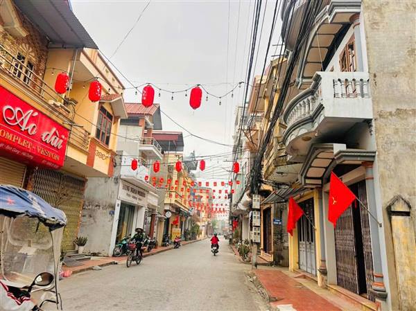 Treo Cờ Tổ quốc chào mừng kỷ niệm các ngày lễ lớn trong tháng 4, tháng 5 và Lễ hội Hoa Phượng Đỏ Hải Phòng 2026