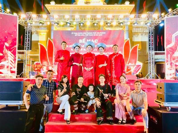 Đội Văn nghệ xã Kẻ Sặt giành Giải Xuất sắc tại Liên hoan Ca múa nhạc không chuyên TP Hải Phòng năm 2026