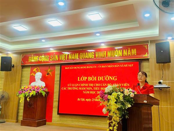 Lớp bồi dưỡng, tập huấn lí luận chính trị hè năm 2026 cho cho đội ngũ cán bộ, giáo viên trong hệ thống giáo dục xã Kẻ Sặt, năm học 2026 - 2027