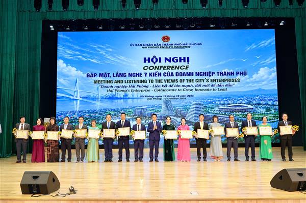 Thành phố Hải Phòng đồng hành cùng doanh nghiệp, chuyển mạnh từ tư duy quản lý sang kiến tạo, phục vụ