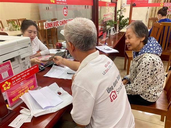 ĐẢNG UỶ XÃ KHÚC THỪA DỤ TRIỂN KHAI CÁC MÔ HÌNH XÂY DỰNG CHỦ NGHĨA XÃ HỘI GẮN VỚI CON NGƯỜI XÃ HỘI CHỦ NGHĨA. 