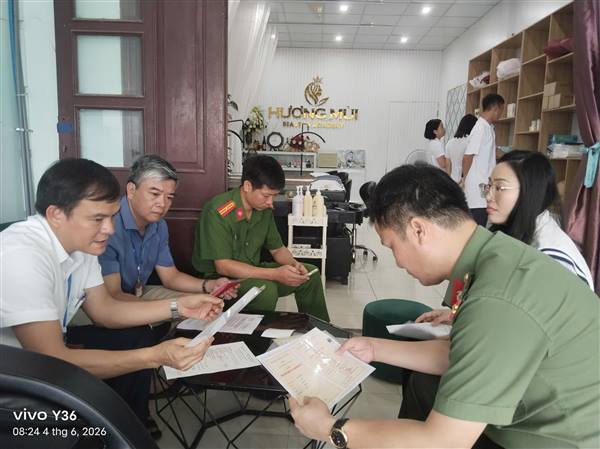 Tăng cường kiểm tra hoạt động hành nghề y, dược tư nhân trên địa bàn xã Khúc Thừa Dụ