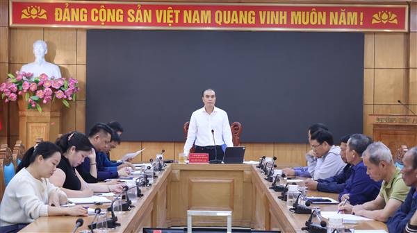 Hội nghị triển khai, thực hiện việc rà soát tổng thể diện tích rừng có cây bị gãy, đổ do ảnh hưởng của bão; rà soát thống kê công trình, vật kiến trúc xây dựng trên đất lâm nghiệp