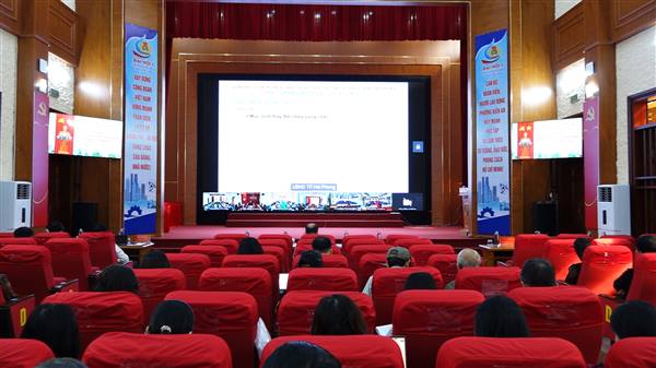 Hội nghị Báo cáo viên thành phố tháng 10 năm 2025