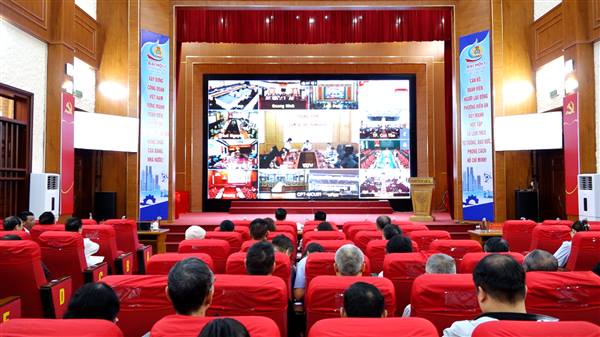 Phường Kiến An tham dự Hội nghị trực tuyến tập huấn ứng dụng Sổ tay đảng viên điện tử