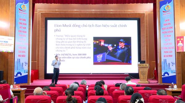 Hội nghị thông tin đối ngoại và tình hình thời sự về chủ quyền biển, đảo Việt Nam