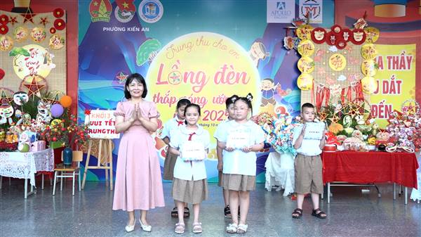 Trường Tiểu học Quán Trữ tưng bừng tổ chức “Ngày hội trăng rằm 2025”